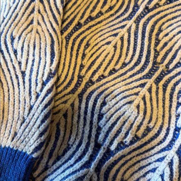 Hem & Thread Blue and White Leaf Pattern Sweater - Picture 3 of 6